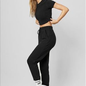 Alo | Micro Waffle Fireside pant + Sierra Crop Top